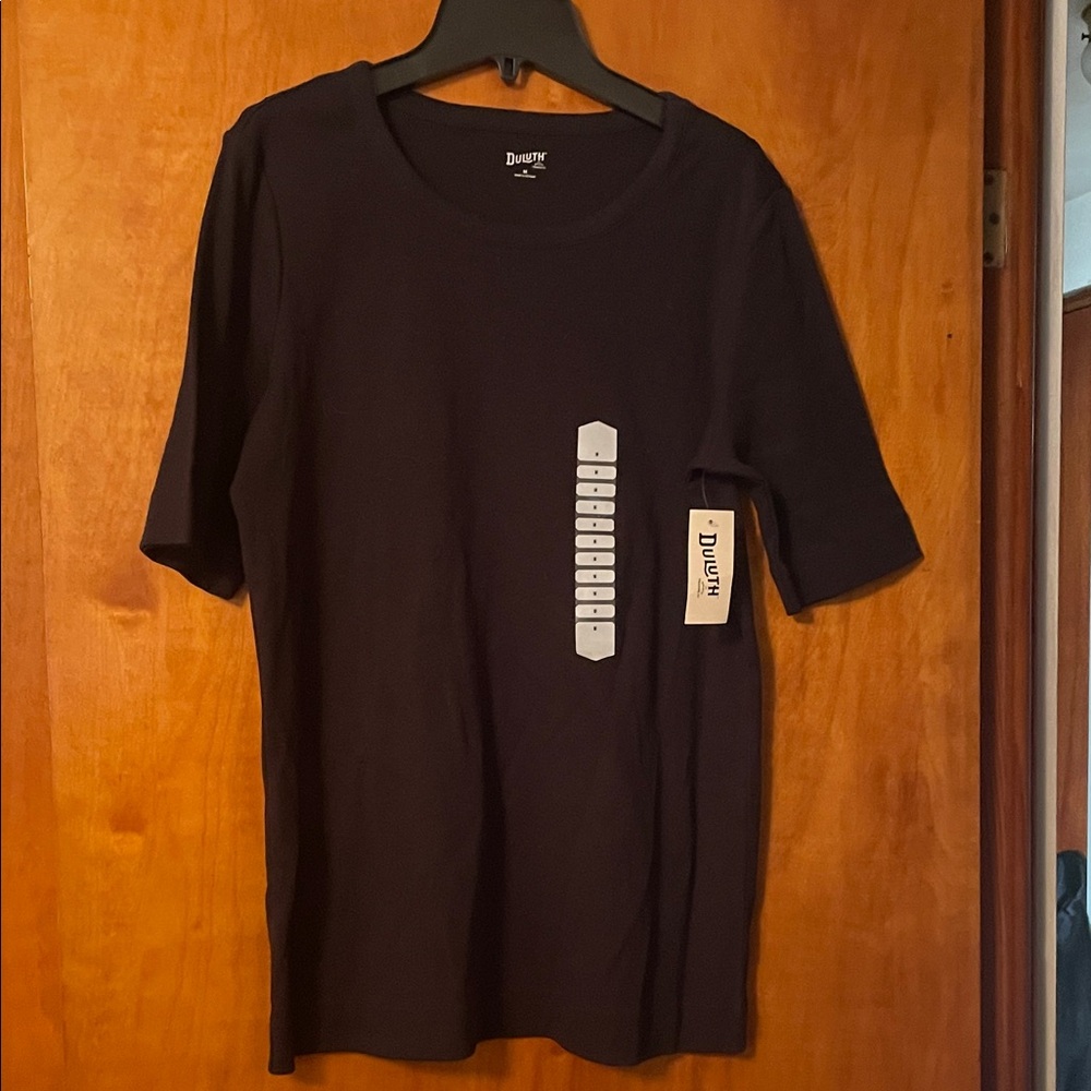 Duluth Trading Co Black 3/4 length Sleeve Tee women's